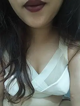 Snapshot of Diya_Jaan chatting on 05-12-26, 11:24 Diya Jaan online show from 05-12-26, 11:24