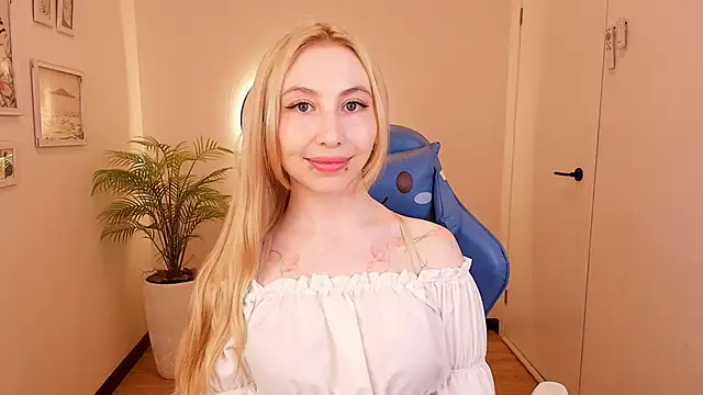 MilkChoc0late online show from 05-27-26, 02:30