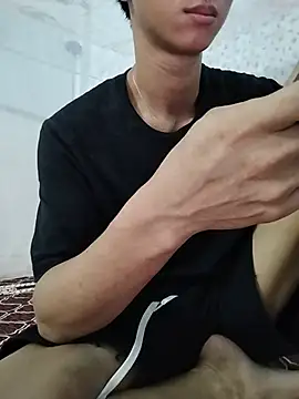 Snapshot of Kiet_Mot_Minh_O_Nha chatting on 05-16-26, 04:06 Kiet Mot Minh O Nha online show from 05-16-26, 04:06