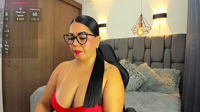 Alanna 19 online show from 05-28-26, 02:03