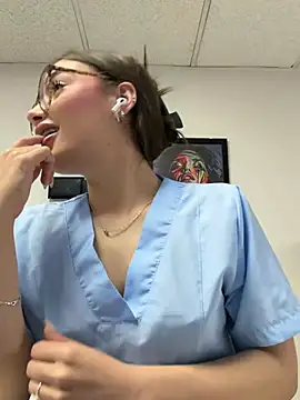 Sweet Milaa1 online show from 07-14-26, 04:13