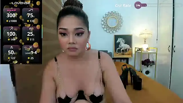 Snapshot of curly_tops69 chatting on 05-11-26, 09:37 curly tops69 online show from 05-11-26, 09:37