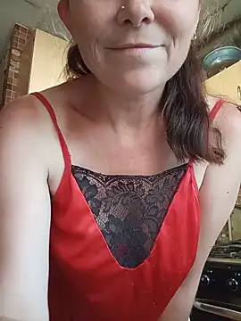 Snapshot of MerelinMILf2 chatting on 06-19-26, 03:16 MerelinMILf2 online show from 06-19-26, 03:16