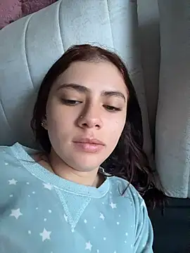 EmilyCxx online show from 08-06-26, 11:06