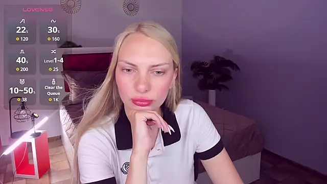 NancyGlamour online show from 06-12-26, 11:09