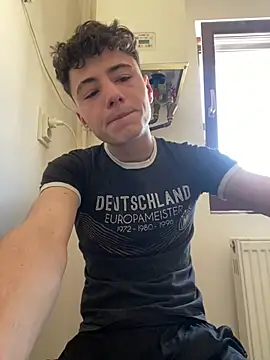 denysio89 online show from 05-04-26, 07:48