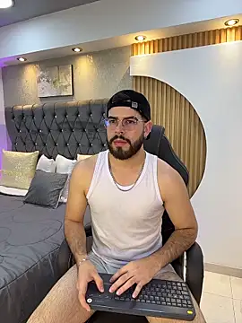 Snapshot of DomBoy_ chatting on 05-14-26, 08:26 DomBoy online show from 05-14-26, 08:26