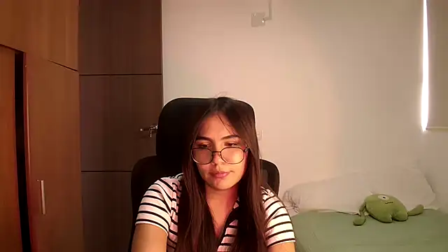 abbyyandmaxx online show from 05-18-26, 04:57