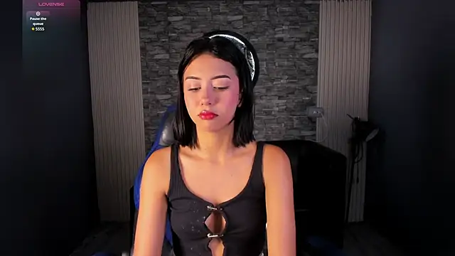 gemma 19  online show from 05-20-26, 09:21