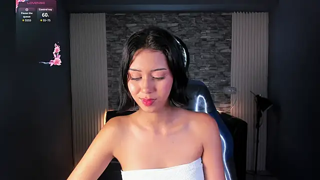 gemma 19  online show from 05-27-26, 04:20