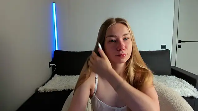 AnnaAlexArti online show from 07-09-26, 04:38