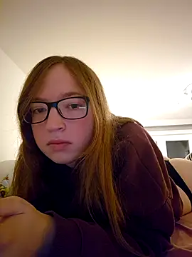 Freaky-Doll online show from 07-22-26, 08:33