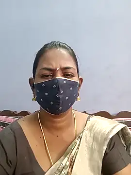 Snapshot of cathrine92 chatting on 05-18-26, 12:40 cathrine92 online show from 05-18-26, 12:40