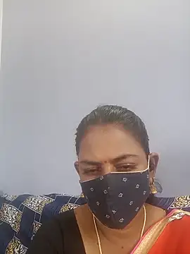 Snapshot of cathrine92 chatting on 06-03-26, 05:54 cathrine92 online show from 06-03-26, 05:54