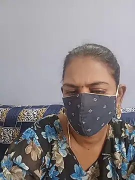 Snapshot of cathrine92 chatting on 06-08-26, 05:30 cathrine92 online show from 06-08-26, 05:30