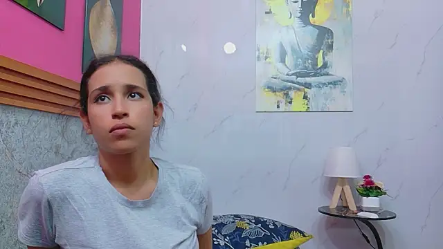 NaughtyyMommyyy online show from 06-16-26, 07:16