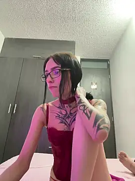 Snapshot of she-dulce chatting on 05-10-26, 02:06 she-dulce online show from 05-10-26, 02:06