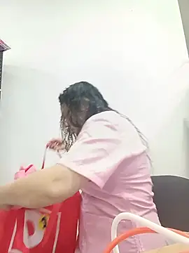 SAMANTHA--02 online show from 05-29-26, 12:47