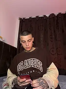 valentinoooo online show from 07-10-26, 03:44