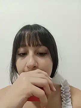 Snapshot of Magie_rouse chatting on 06-01-26, 10:44 Magie rouse online show from 06-01-26, 10:44