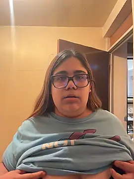 NyraMoon online show from 05-16-26, 09:13