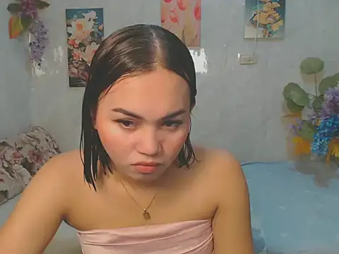 Snapshot of ur_asiankat chatting on 05-03-26, 08:09 ur asiankat online show from 05-03-26, 08:09