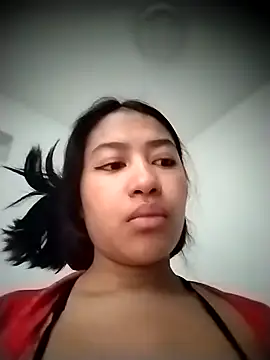 Hot Sophy  online show from 05-18-26, 12:22