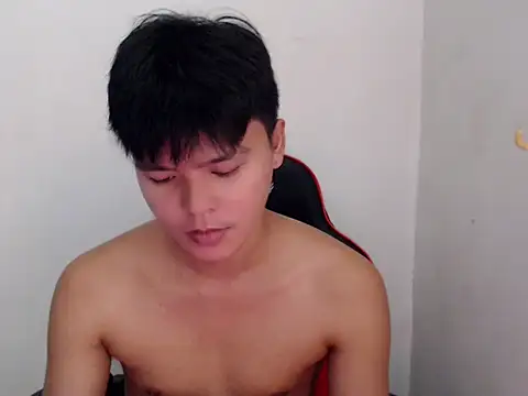 yourhotasiandoms online show from 07-13-26, 02:47