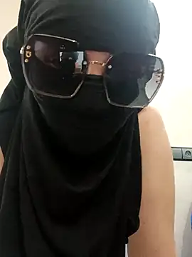 Snapshot of Rahaf_Star chatting on 06-23-26, 11:47 Rahaf Star online show from 06-23-26, 11:47