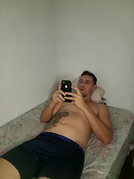 Leandro flores92 online show from 05-06-26, 02:40
