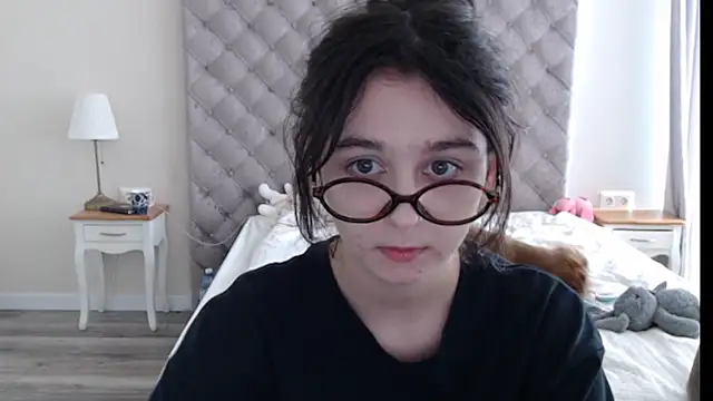 cute lilia online show from 05-25-26, 09:26