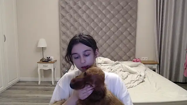 cute lilia online show from 05-26-26, 07:43