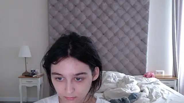cute lilia online show from 05-27-26, 08:44