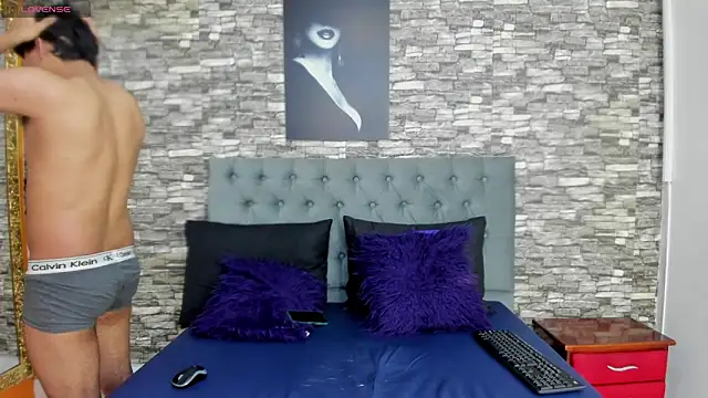Snapshot of jhoan_evanss chatting on 05-09-26, 11:37 jhoan evanss online show from 05-09-26, 11:37