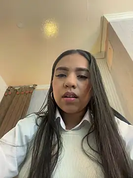 Dulcerouss   online show from 05-20-26, 11:27