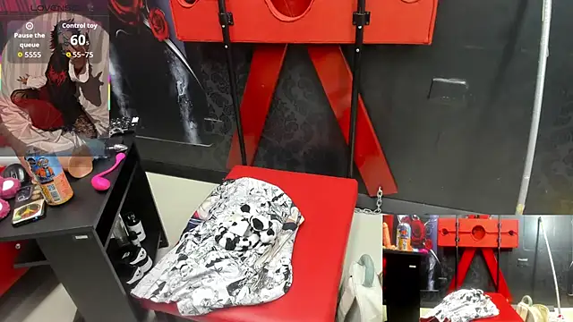 Evelin Hellsing online show from 05-22-26, 01:13