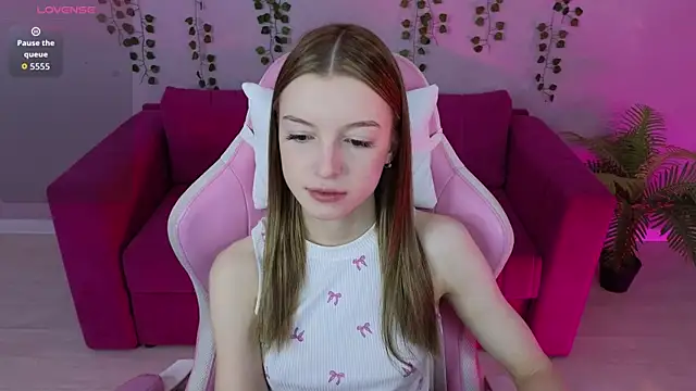 Eva Th0mpson online show from 06-03-26, 12:57