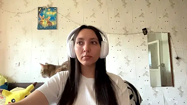 SheeringGape online show from 05-19-26, 01:33