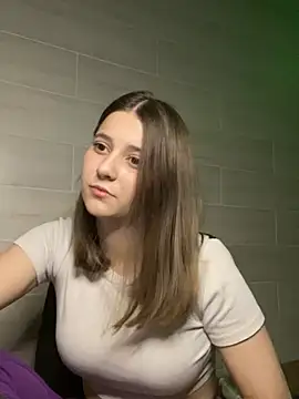 Blossom Emily online show from 05-14-26, 06:04