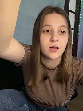 Blossom Emily online show from 05-21-26, 04:03