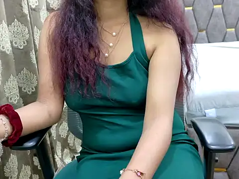 Snapshot of DR_Salini chatting on 05-24-26, 02:55 DR Salini online show from 05-24-26, 02:55