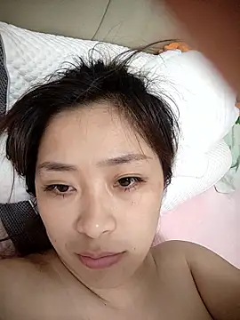 Snapshot of xinyue-888 chatting on 05-25-26, 08:04 xinyue-888 online show from 05-25-26, 08:04