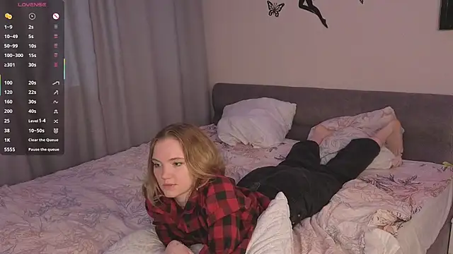 VallieFugate online show from 05-11-26, 02:45
