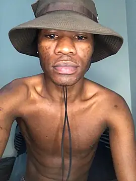 Snapshot of thandolezwe1 chatting on 05-17-26, 08:05 thandolezwe1 online show from 05-17-26, 08:05