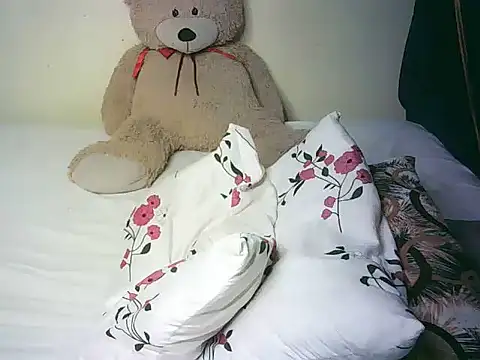 lovvelyheers online show from 07-14-26, 04:13
