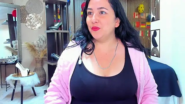 BBWLuxuryMuse online show from 07-15-26, 11:48