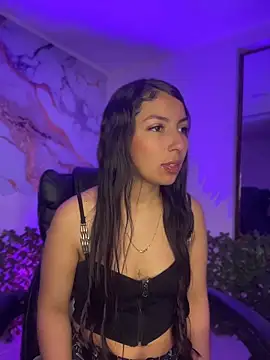 Snapshot of Julieth_ec chatting on 05-23-26, 12:20 Julieth ec online show from 05-23-26, 12:20