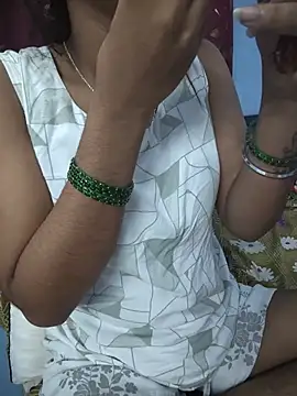 Snapshot of Menaxi_Baby7 chatting on 07-29-26, 12:42 Menaxi Baby7 online show from 07-29-26, 12:42