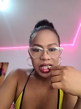 kimreigns online show from 05-07-26, 09:53