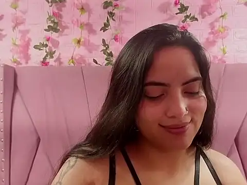 Isabella Mora  online show from 05-23-26, 04:07